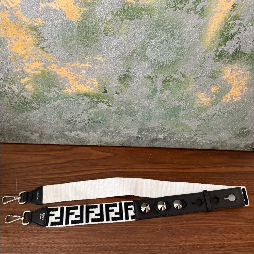 FENDI Logo purse strap